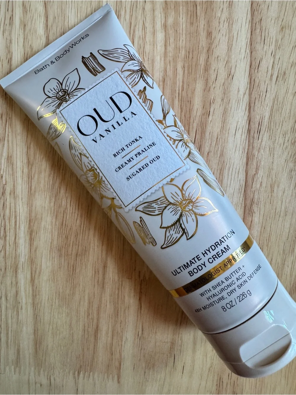 Bath & Body Works Oud Vanilla Ultimate Hydration Body Cream - White & Gold